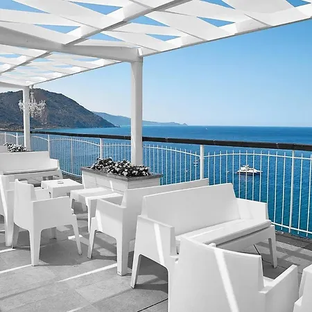 Capo Skino Park 3* جويوزا ماريا